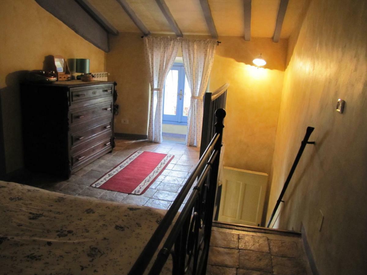 Maison Dina Collepardo Luaran gambar
